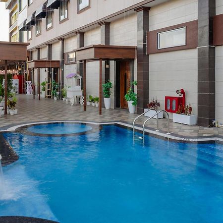 Hotel Vasdaa Grand دهرادون المظهر الخارجي الصورة
